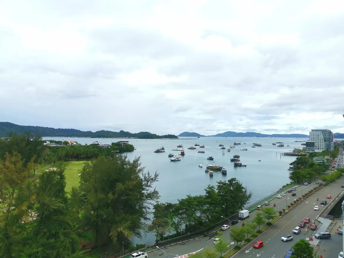 Sunset Seaview Vacation Condos @ Imago Shopping Mall Kota Kinabalu Apartment