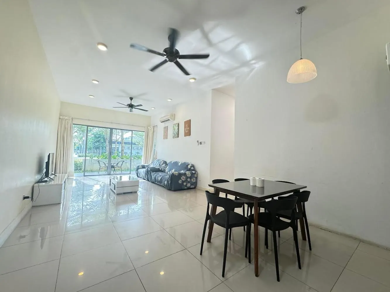 Sunset Seaview Vacation Condos @ Imago Shopping Mall Kota Kinabalu 0*,